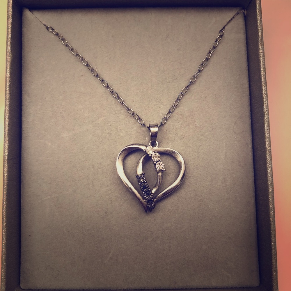 B&W diamond heart pendant